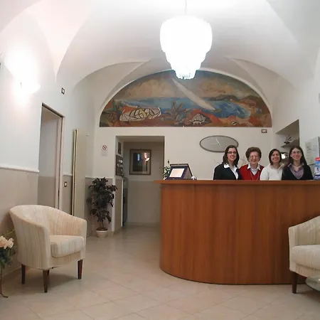 Hotel apartamentowy Italia 3*